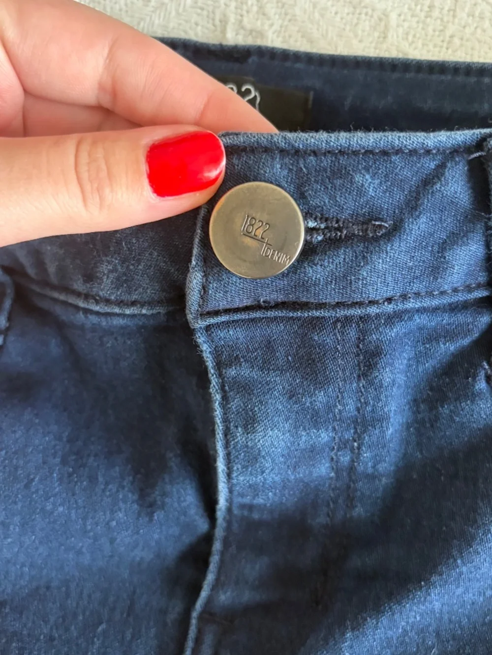 Vintage Women's 6 1822 Denim Dark Wash Shorts